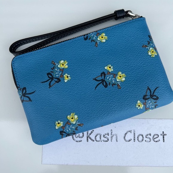 Coach Corner Zip Wristlet With Bow Floral Print - Picture 3 of 5
